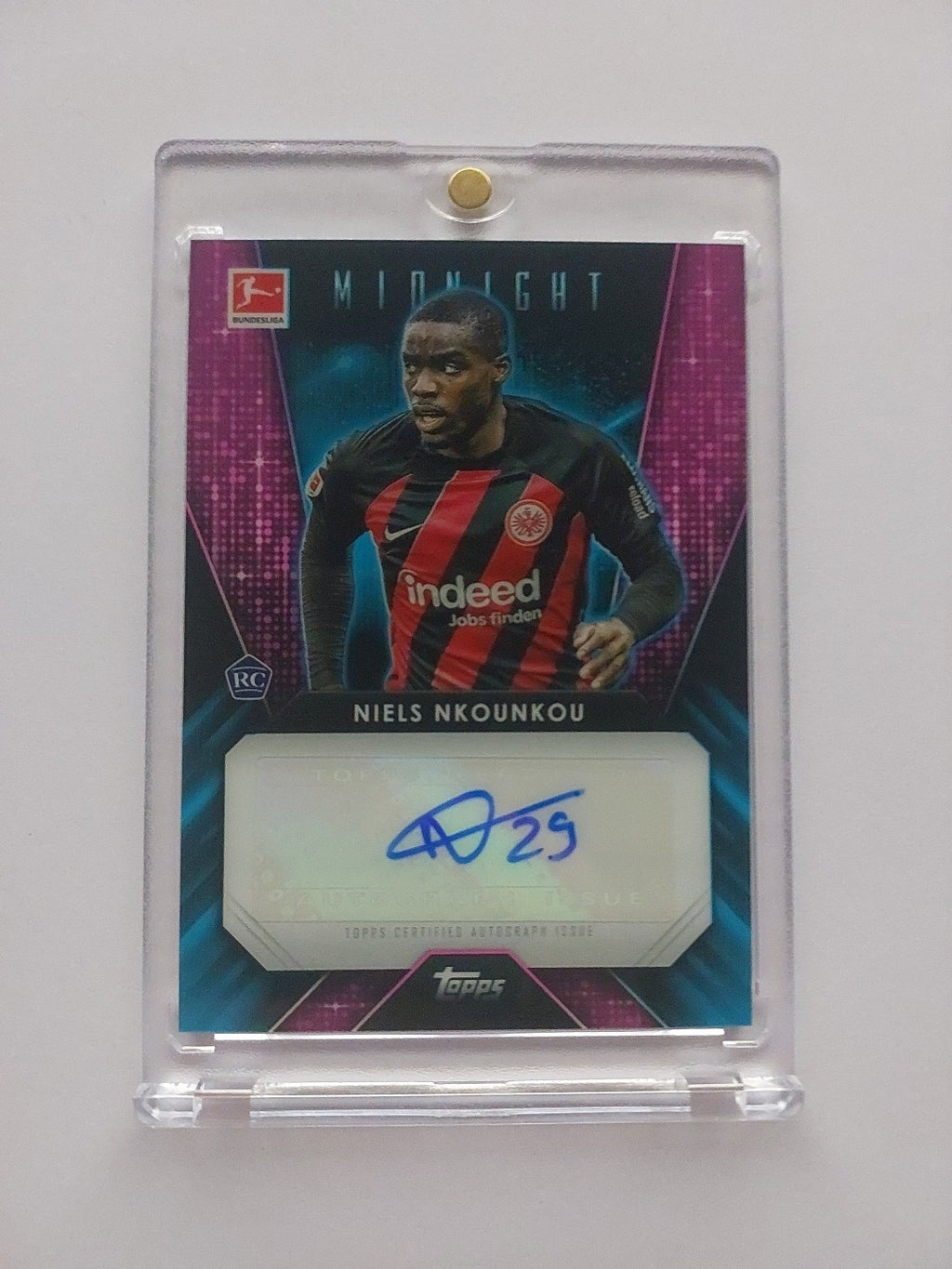 Topps Fußball Loot 20 Karten + 1 Garantierte Numbered oder Relic oder Autogramm – Bild 10